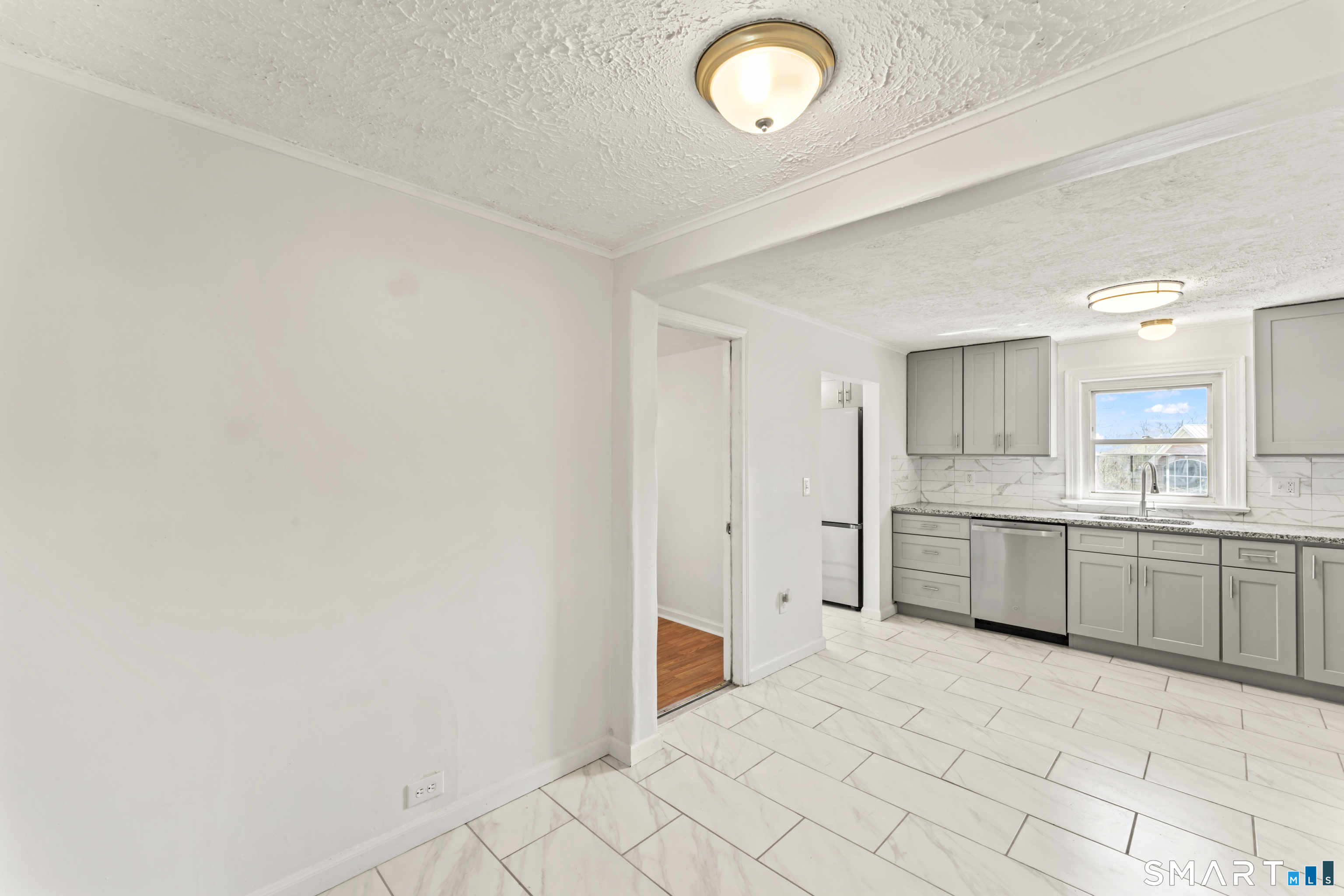 2 Manhassett Trail Shelton CT 06484