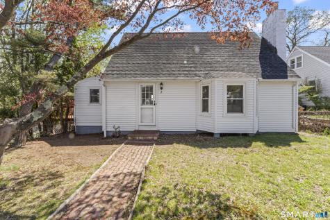 2 Manhassett Trail Shelton CT 06484