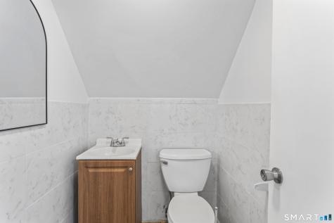 2 Manhassett Trail Shelton CT 06484