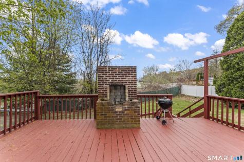 2 Manhassett Trail Shelton CT 06484