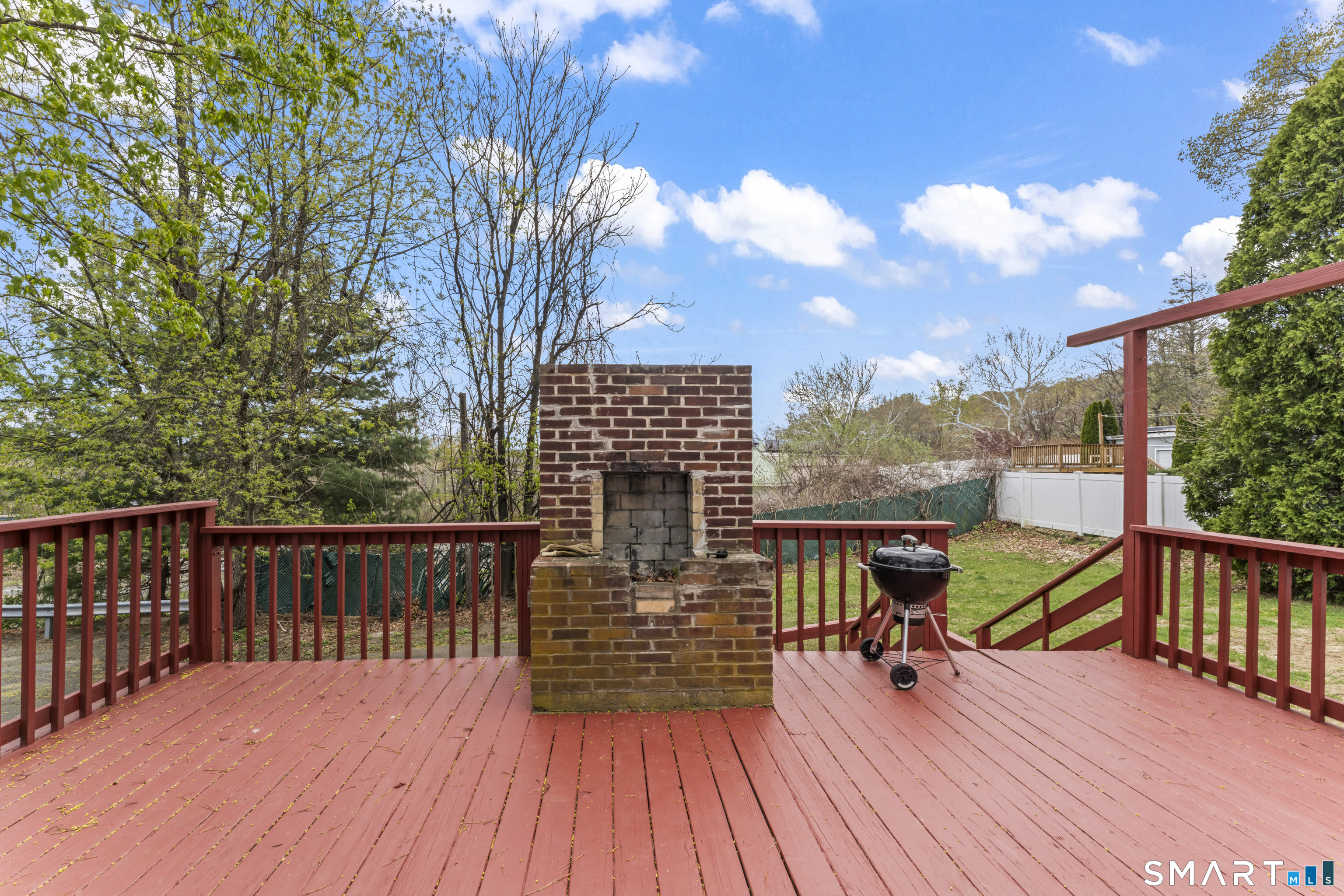 2 Manhassett Trail Shelton CT 06484