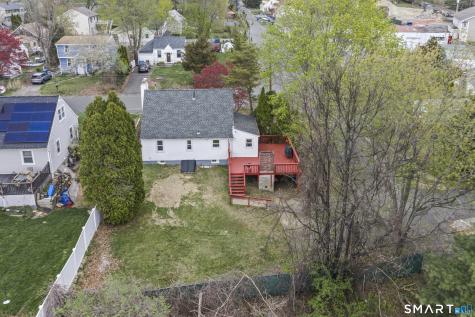 2 Manhassett Trail Shelton CT 06484
