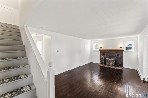 2 Manhassett Trail Shelton CT 06484