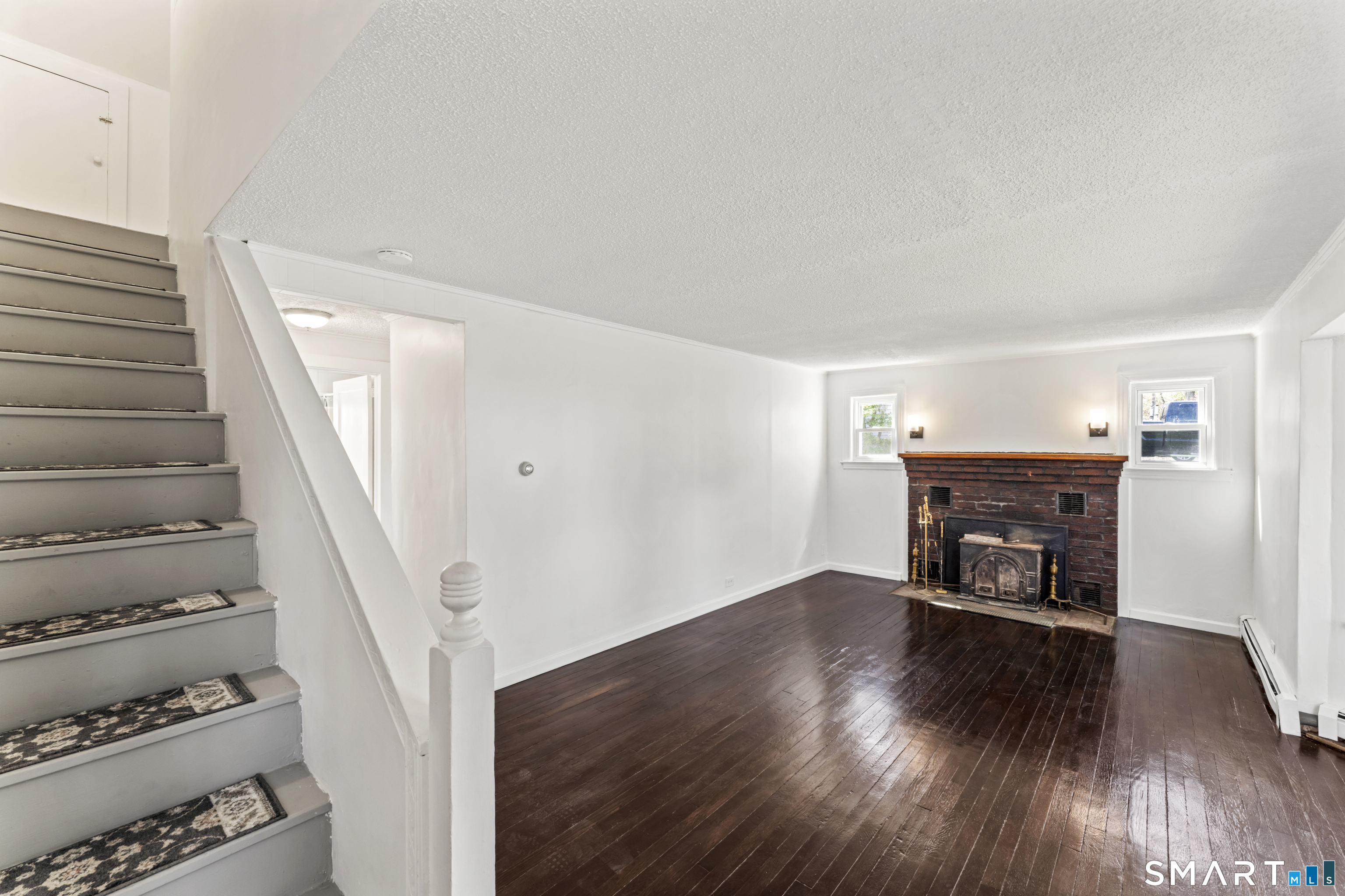 2 Manhassett Trail Shelton CT 06484