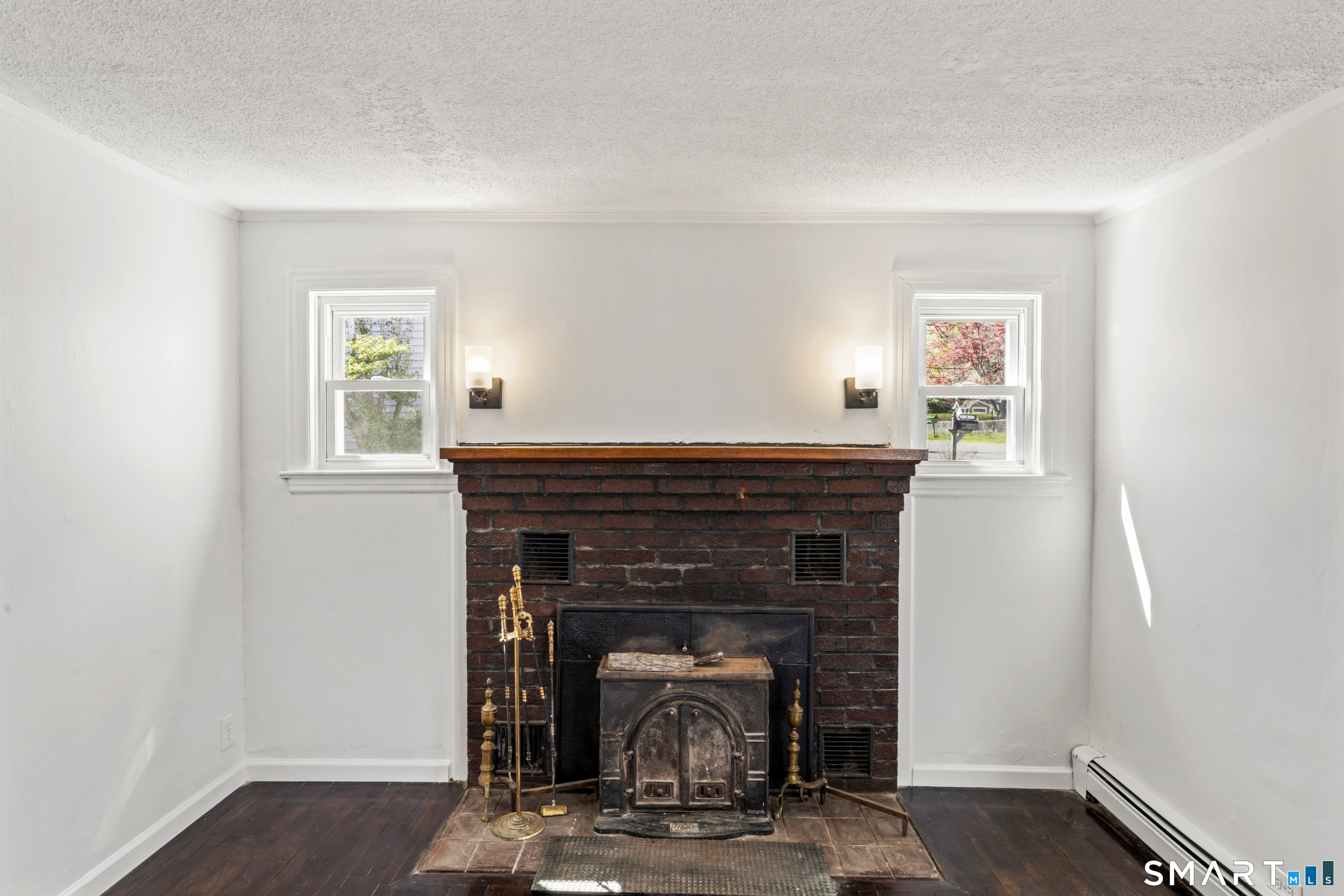 2 Manhassett Trail Shelton CT 06484