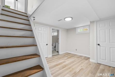 251 North Hoadley Street Naugatuck CT 06770
