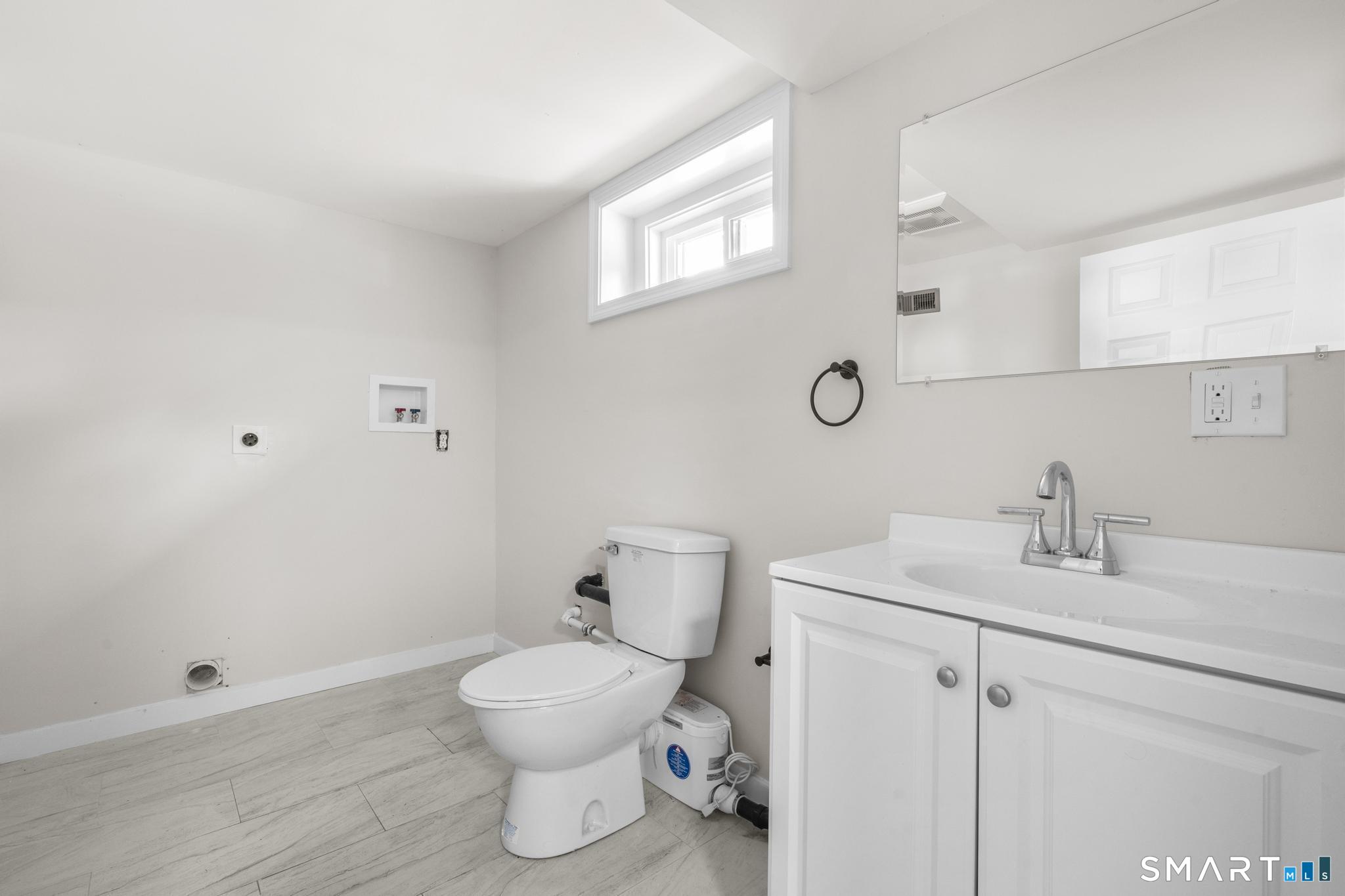 251 North Hoadley Street Naugatuck CT 06770