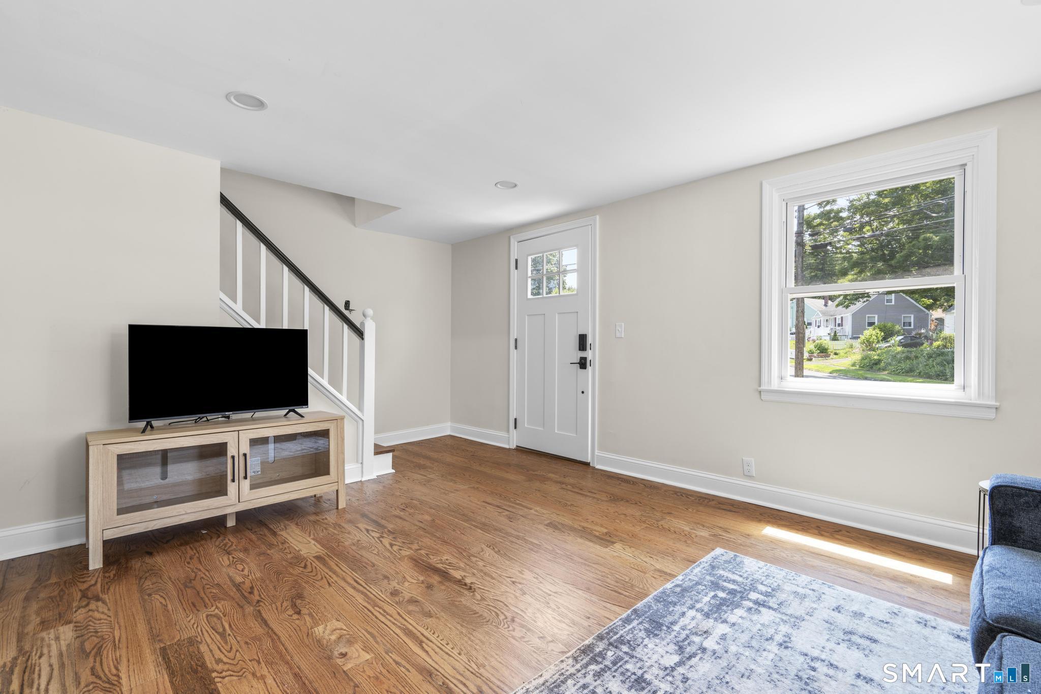 251 North Hoadley Street Naugatuck CT 06770