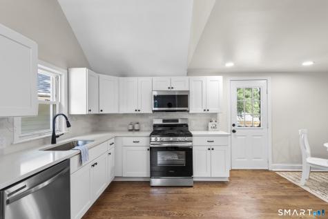 251 North Hoadley Street Naugatuck CT 06770