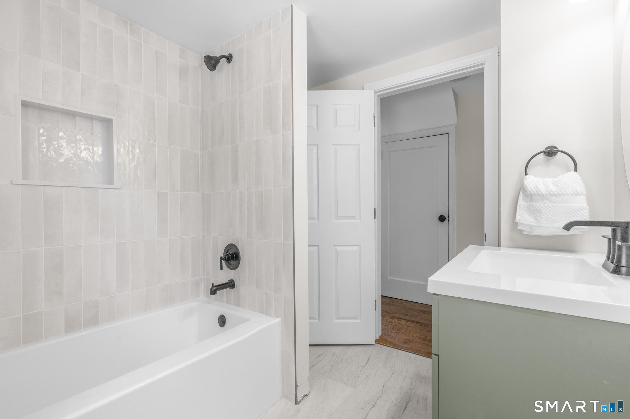 251 North Hoadley Street Naugatuck CT 06770