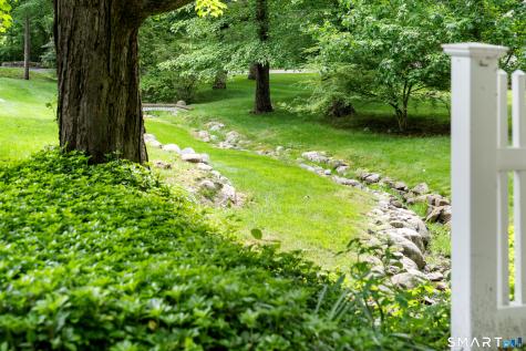 130 Comstock Hill Road New Canaan CT 06840