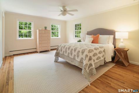 130 Comstock Hill Road New Canaan CT 06840