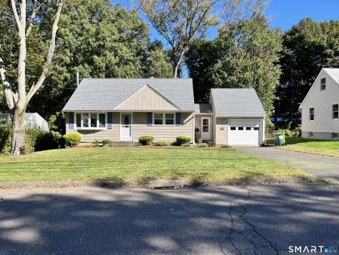 12 Beechwood Drive Wallingford CT 06492