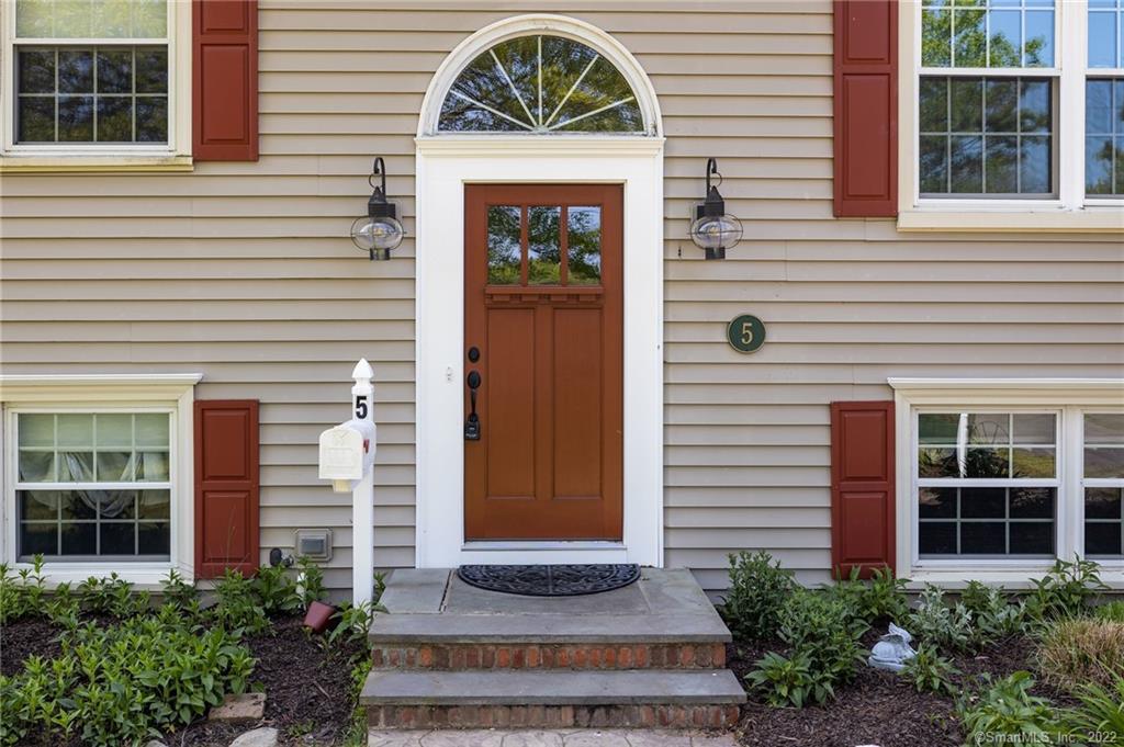 5 South View Circle Old Saybrook CT 06475