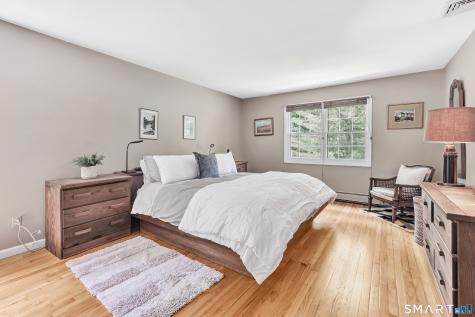 18 Belle Vale Street Monroe CT 06468