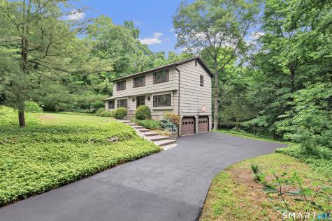 18 Belle Vale Street Monroe CT 06468