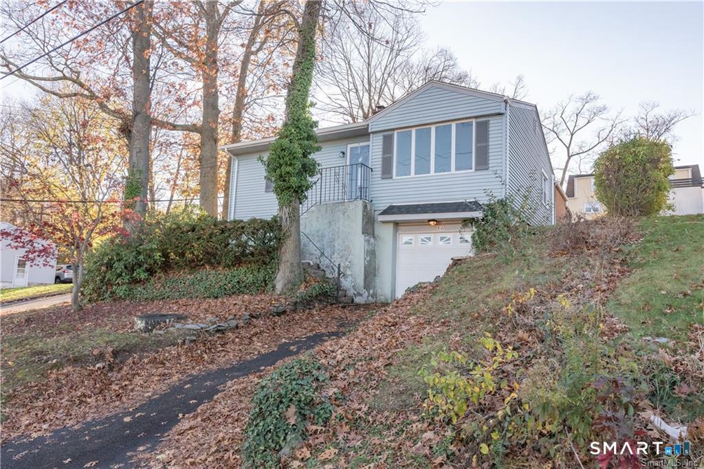 54 Robart Street West Haven CT 06516