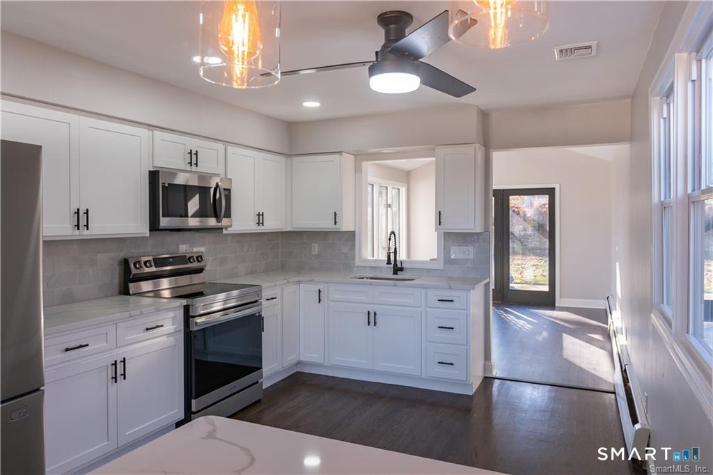 54 Robart Street West Haven CT 06516