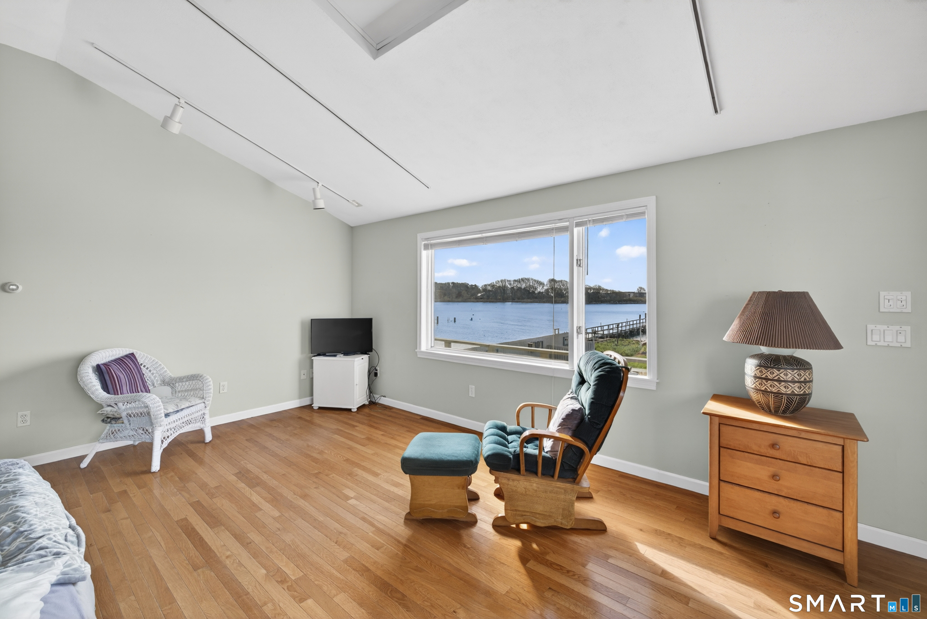 3 Alley Way Stonington CT 06378