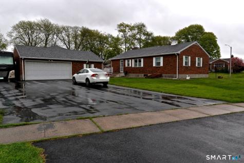 8 Dean Drive Newington CT 06111