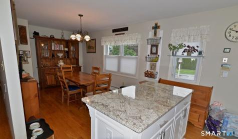 8 Dean Drive Newington CT 06111