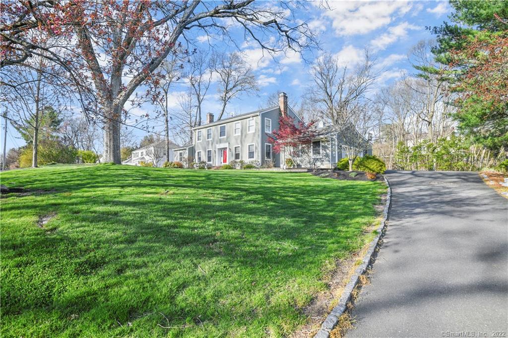 15 White Tail Lane Trumbull CT 06611