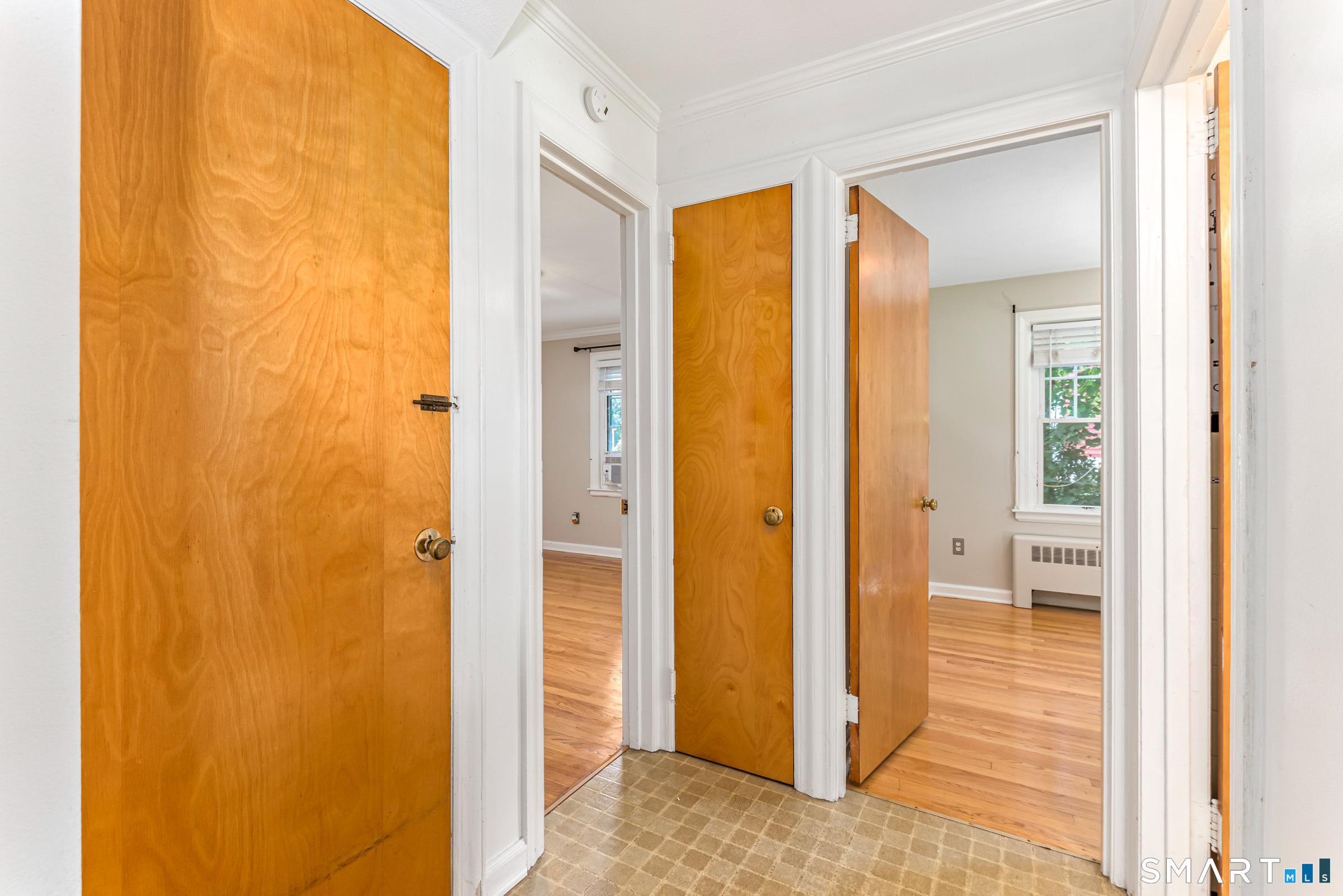 87 Spring Street Windsor Locks CT 06096