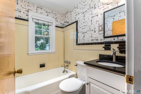 87 Spring Street Windsor Locks CT 06096