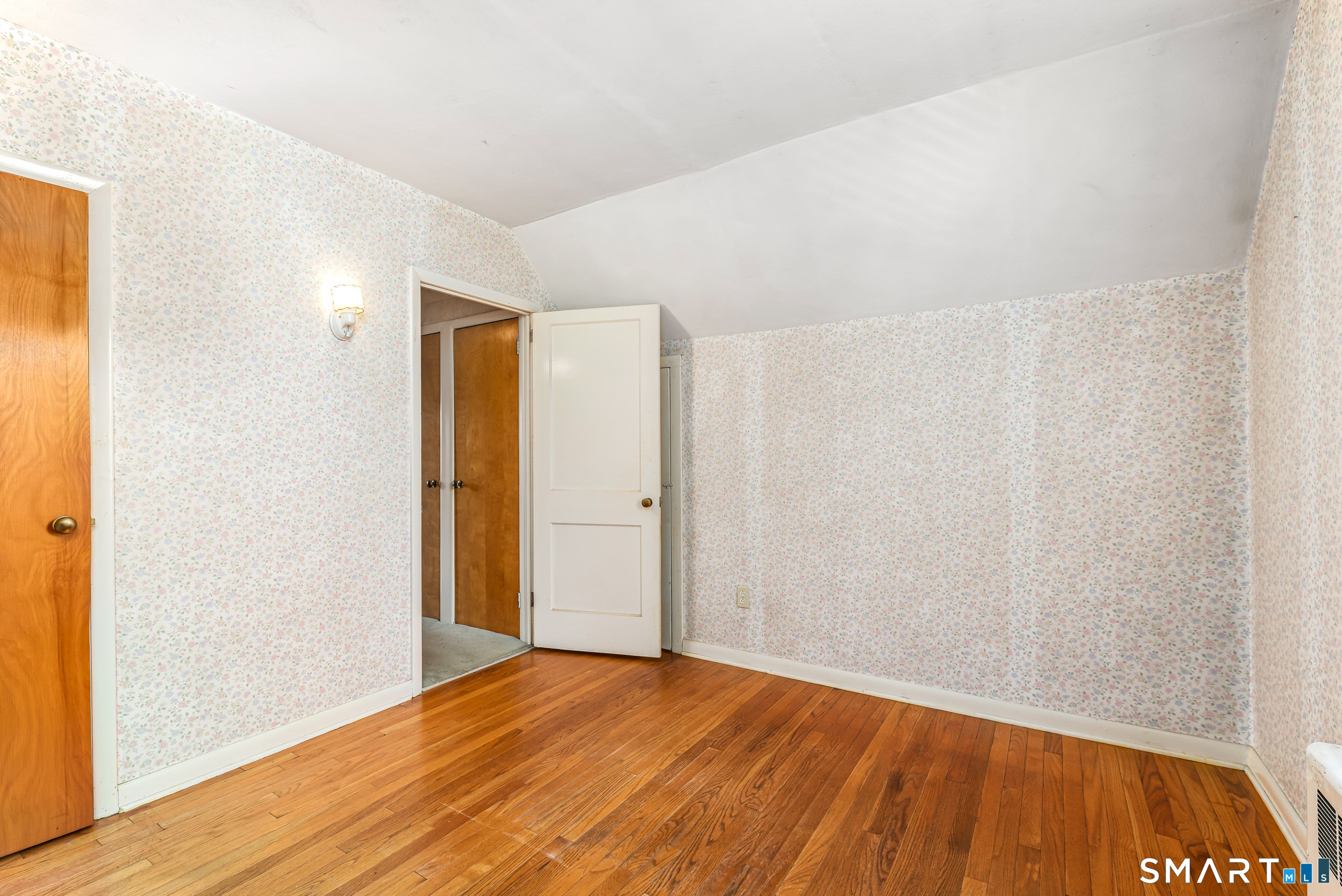 87 Spring Street Windsor Locks CT 06096