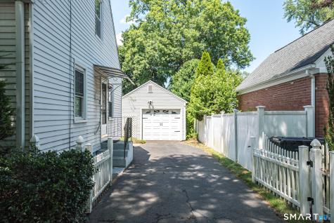 87 Spring Street Windsor Locks CT 06096