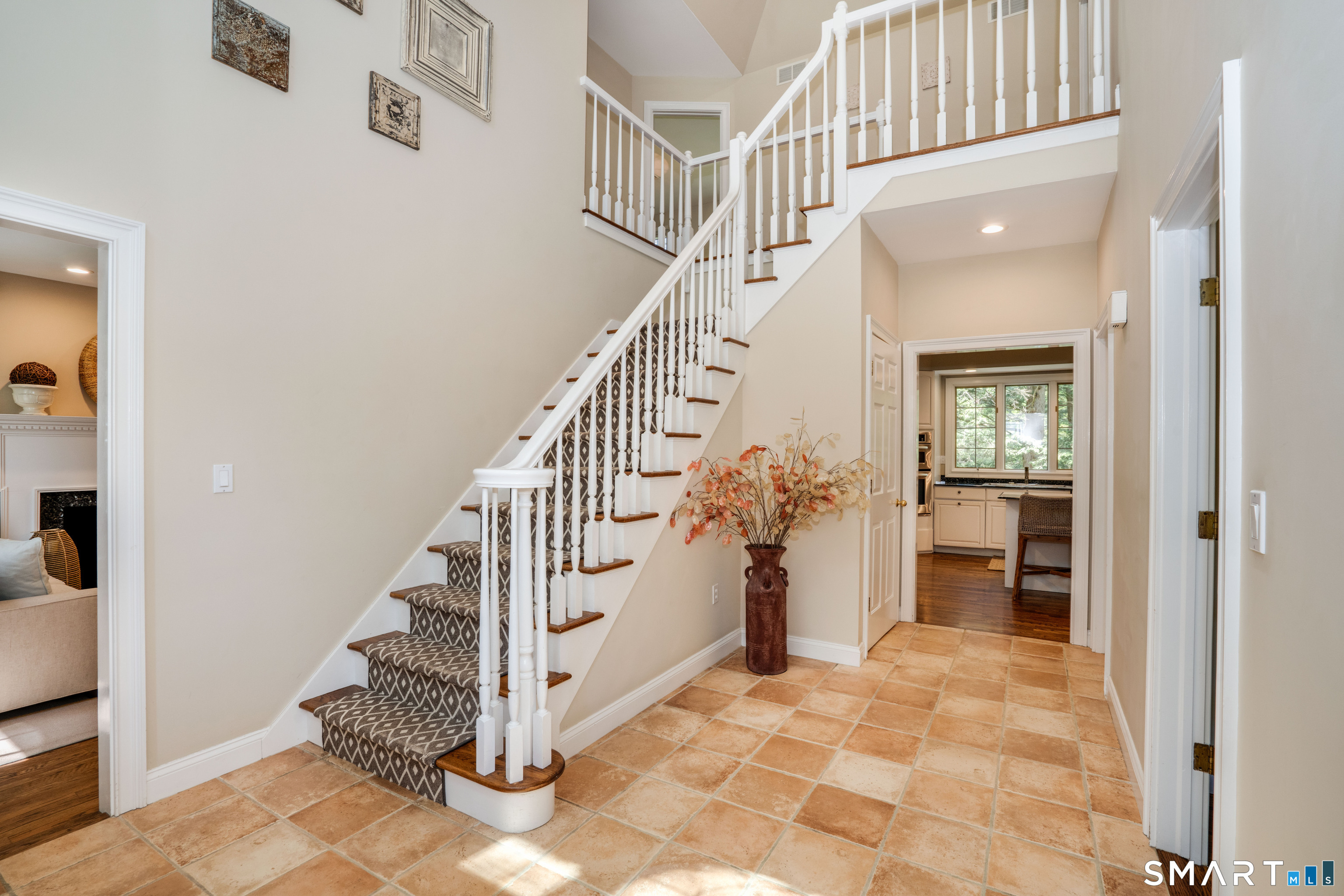 7 Woodleigh Place Simsbury CT 06089