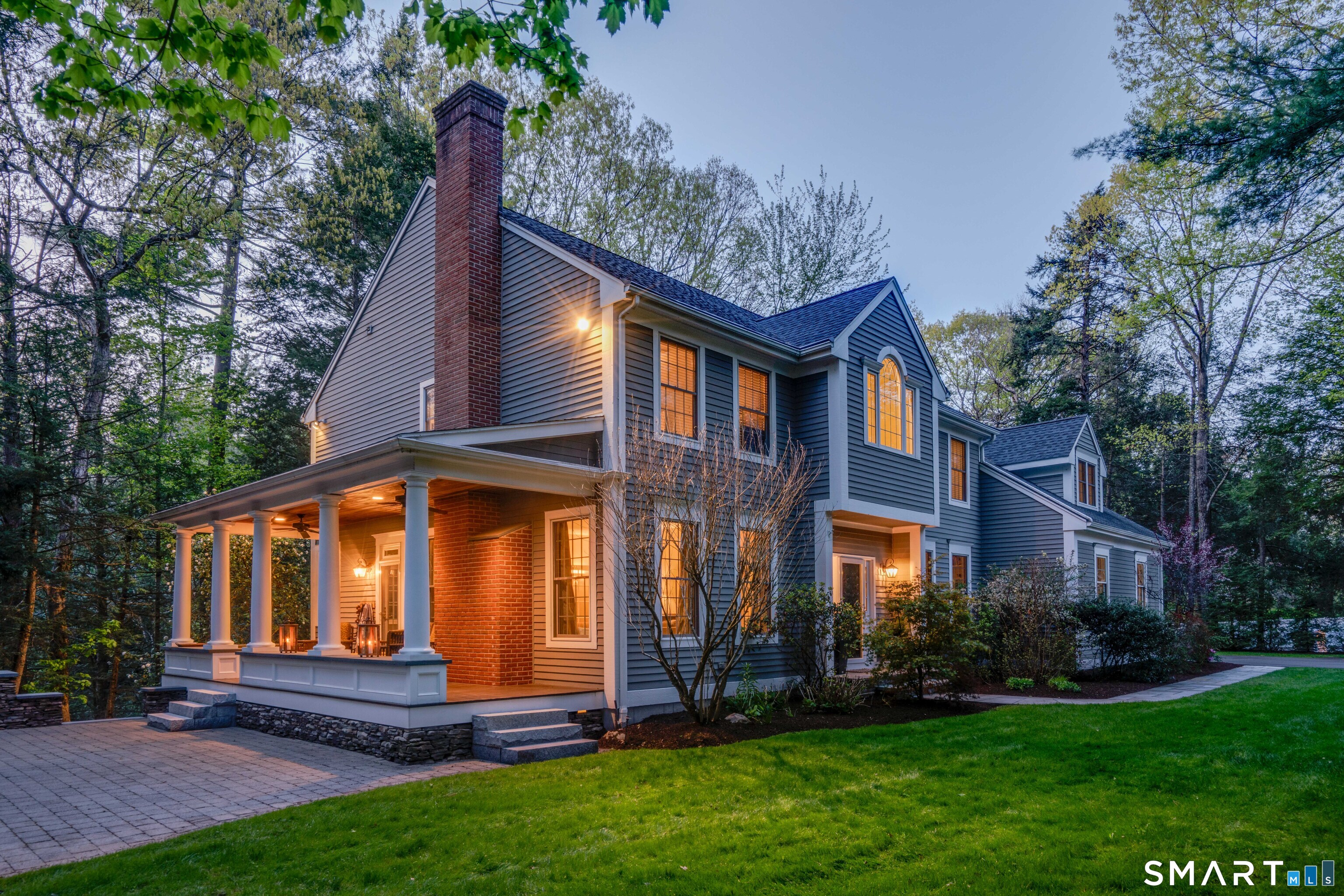 7 Woodleigh Place Simsbury CT 06089