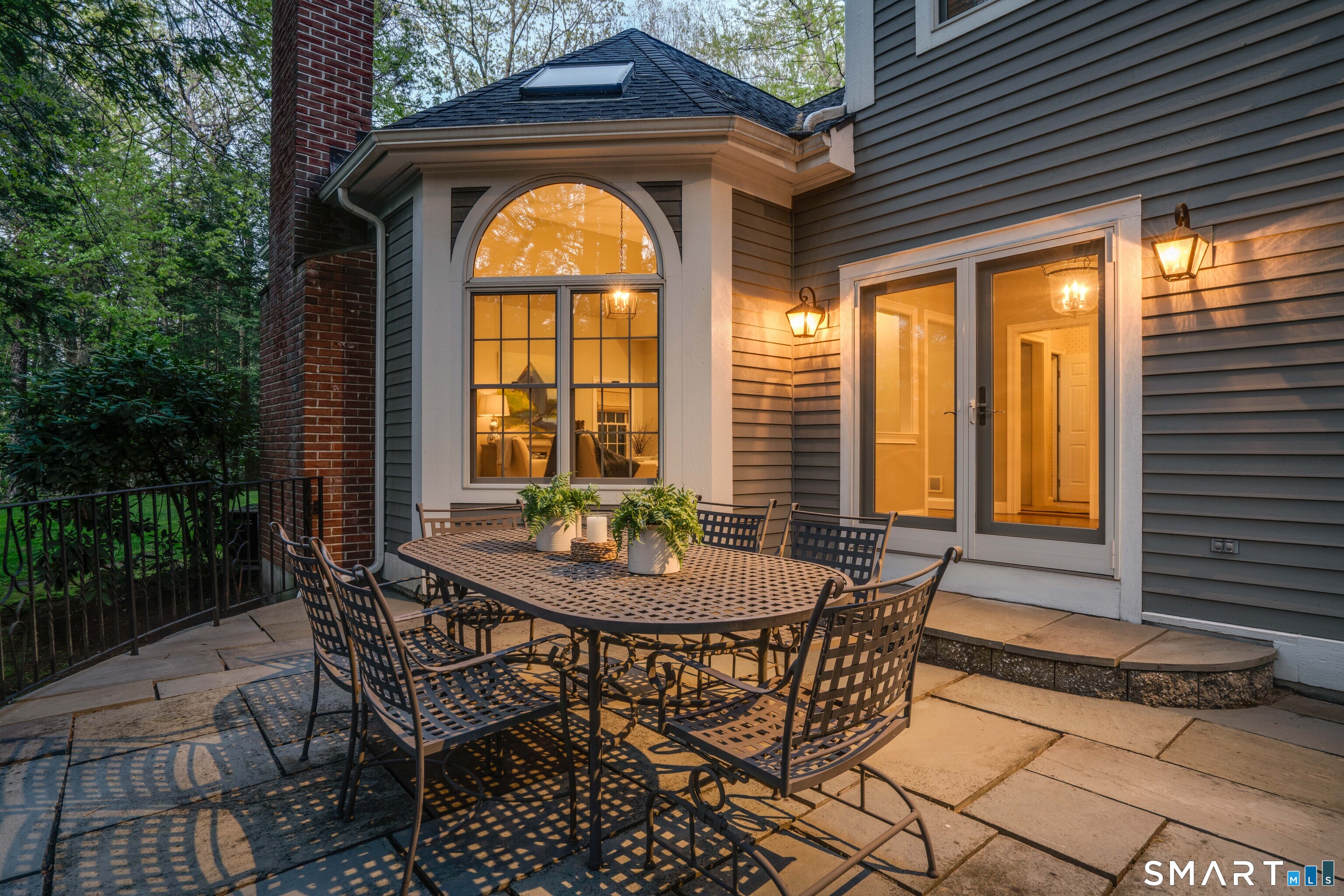 7 Woodleigh Place Simsbury CT 06089