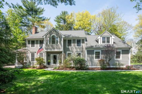 7 Woodleigh Place Simsbury CT 06089