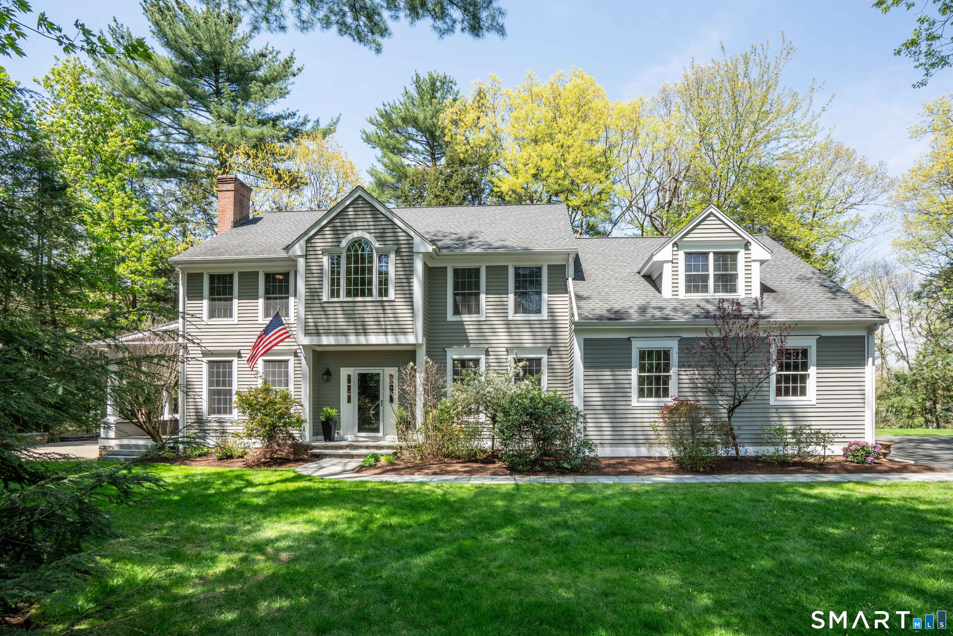7 Woodleigh Place Simsbury CT 06089