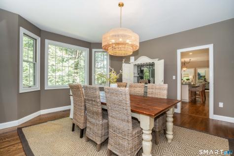 7 Woodleigh Place Simsbury CT 06089