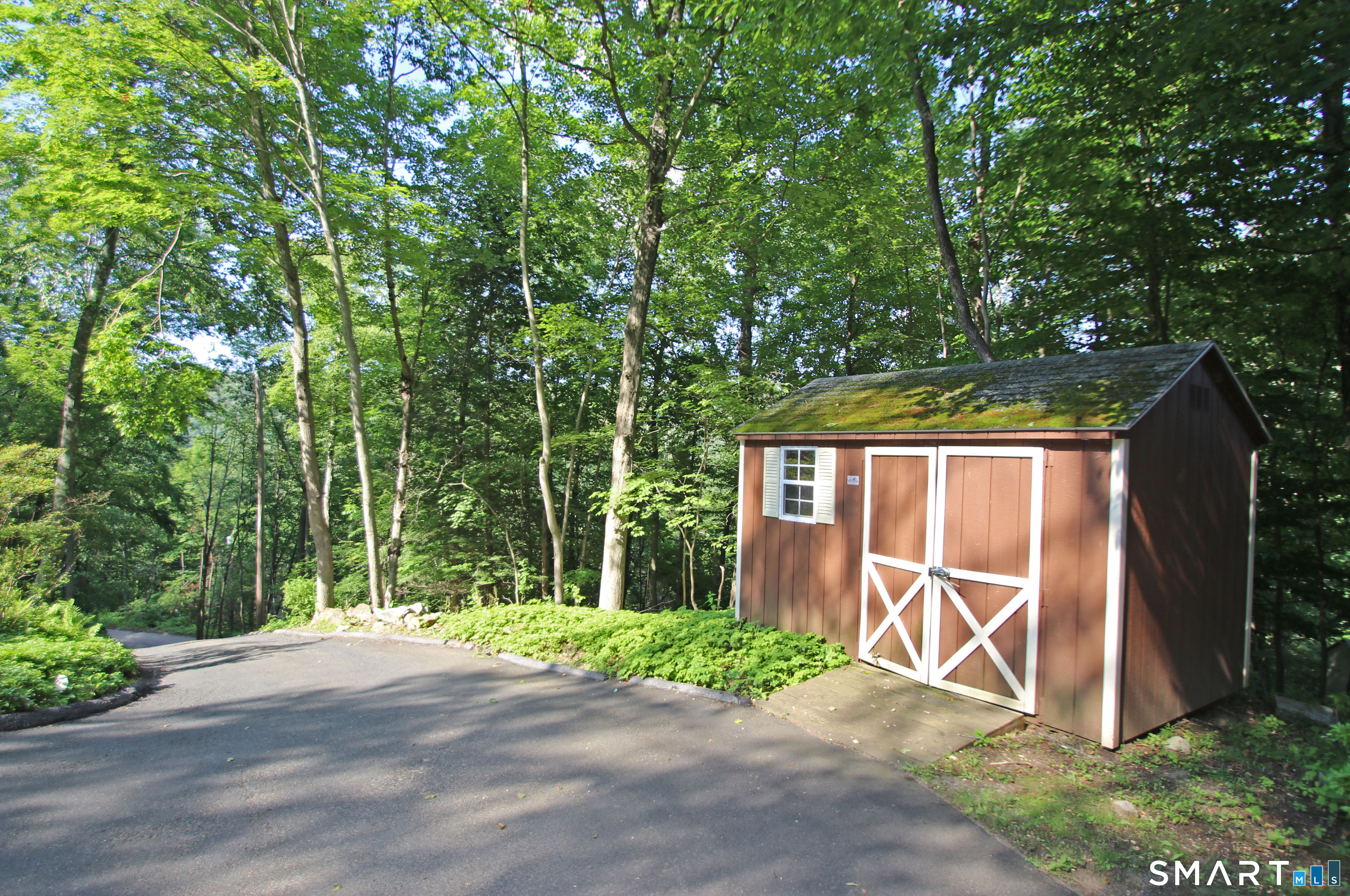 15 Scenic View Drive Newtown CT 06470