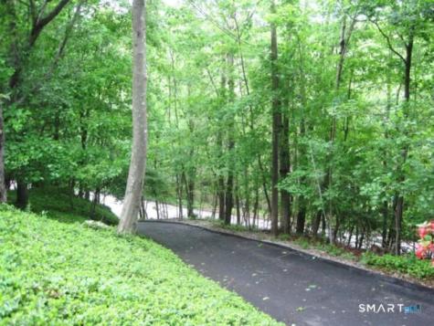 15 Scenic View Drive Newtown CT 06470