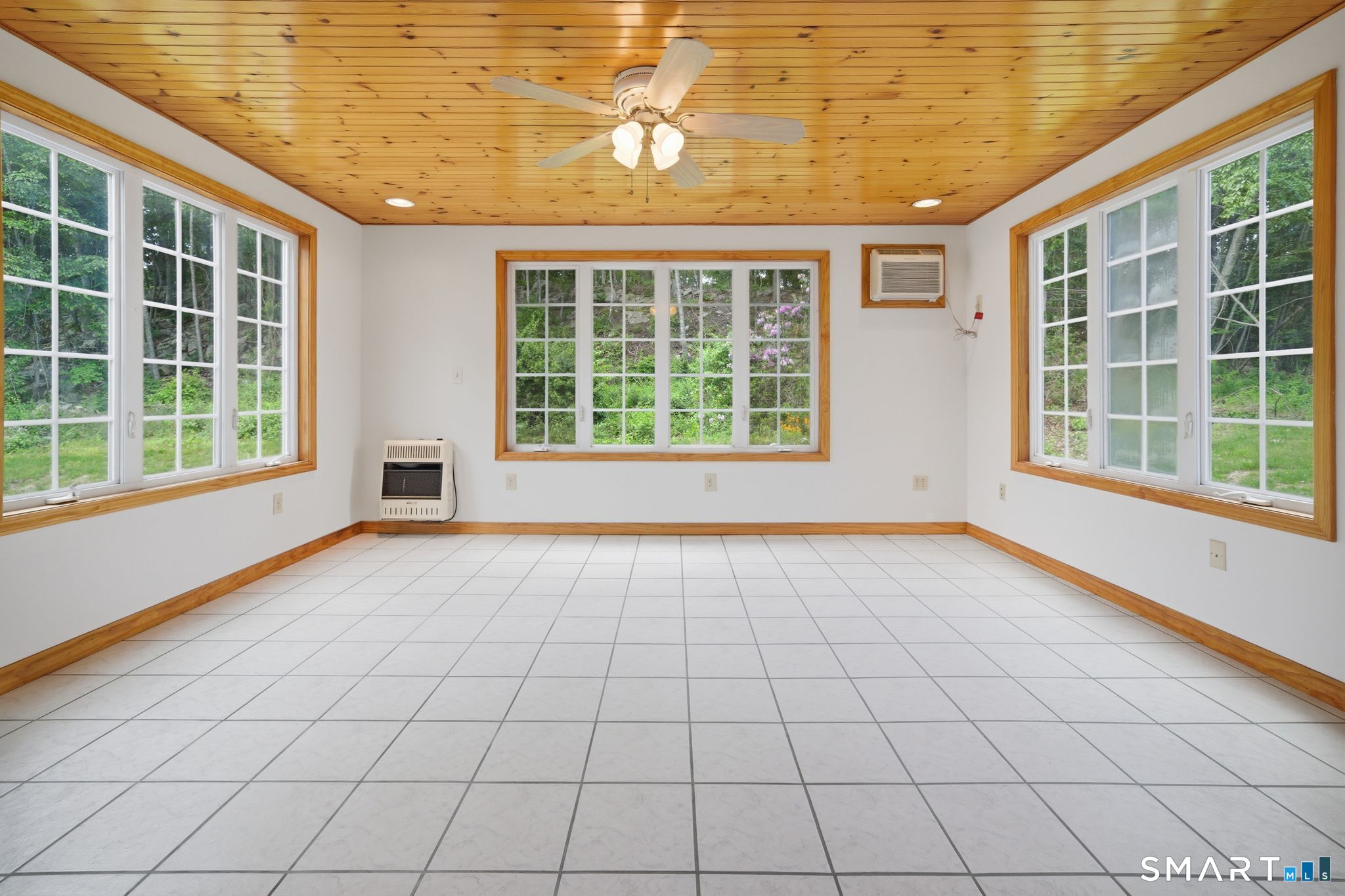 32 Chris Drive Montville CT 06382