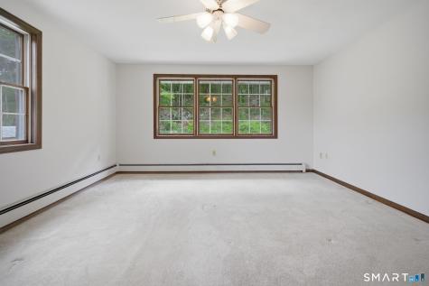32 Chris Drive Montville CT 06382