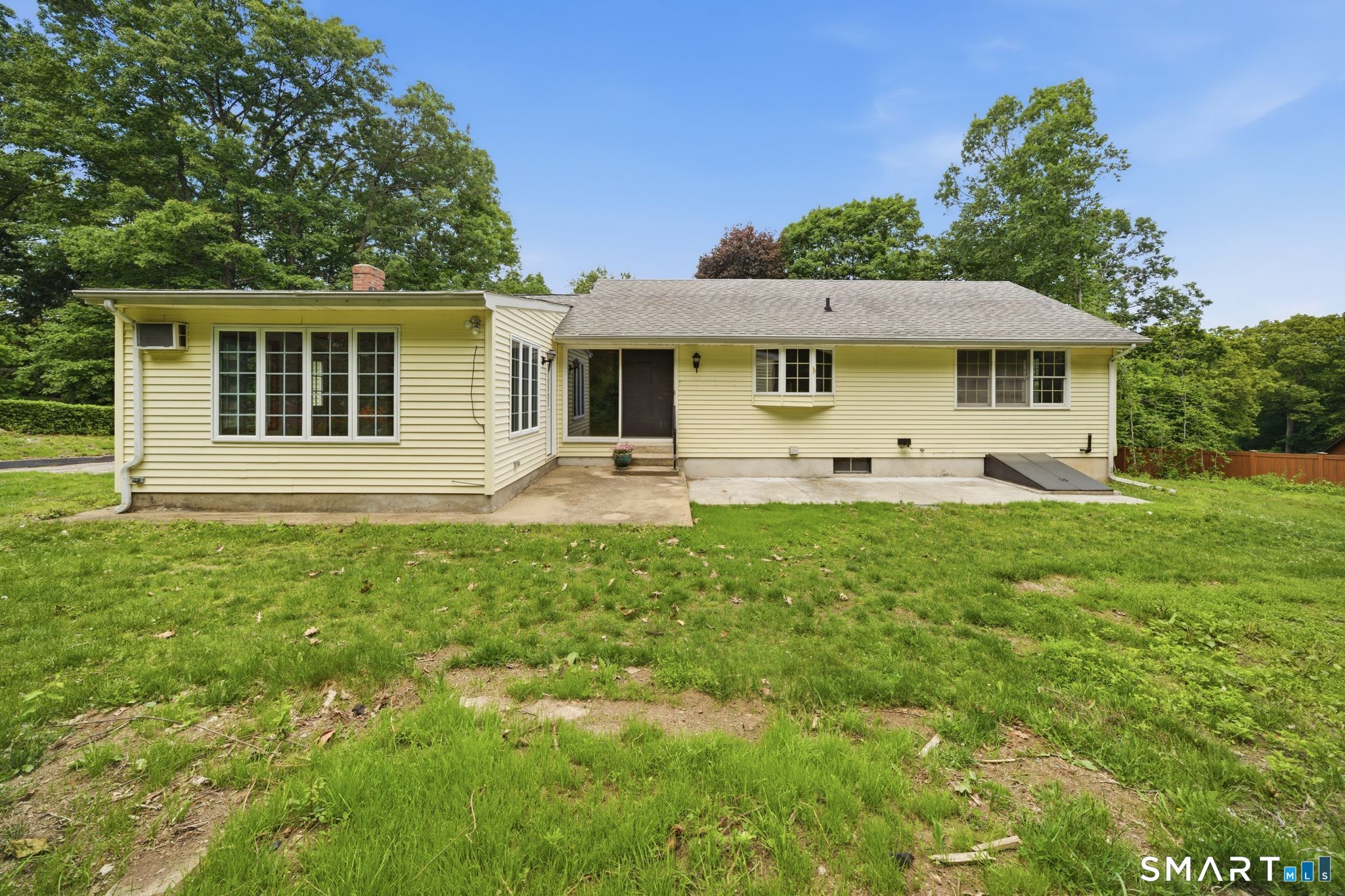 32 Chris Drive Montville CT 06382