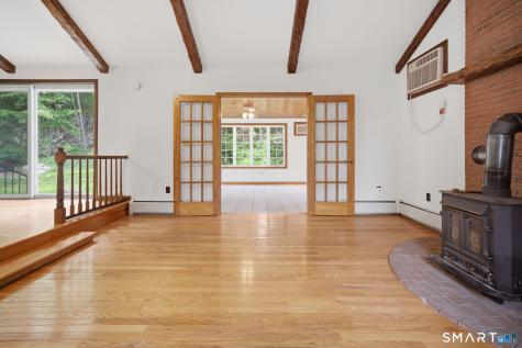 32 Chris Drive Montville CT 06382