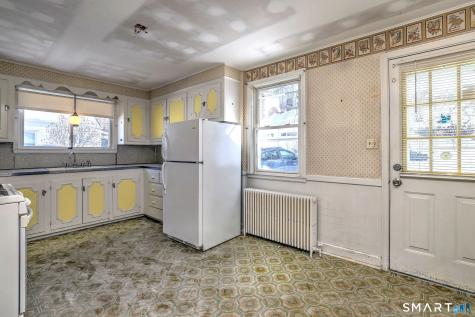 84 Hodge Avenue Ansonia CT 06401