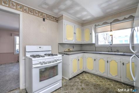 84 Hodge Avenue Ansonia CT 06401