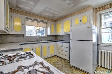 84 Hodge Avenue Ansonia CT 06401