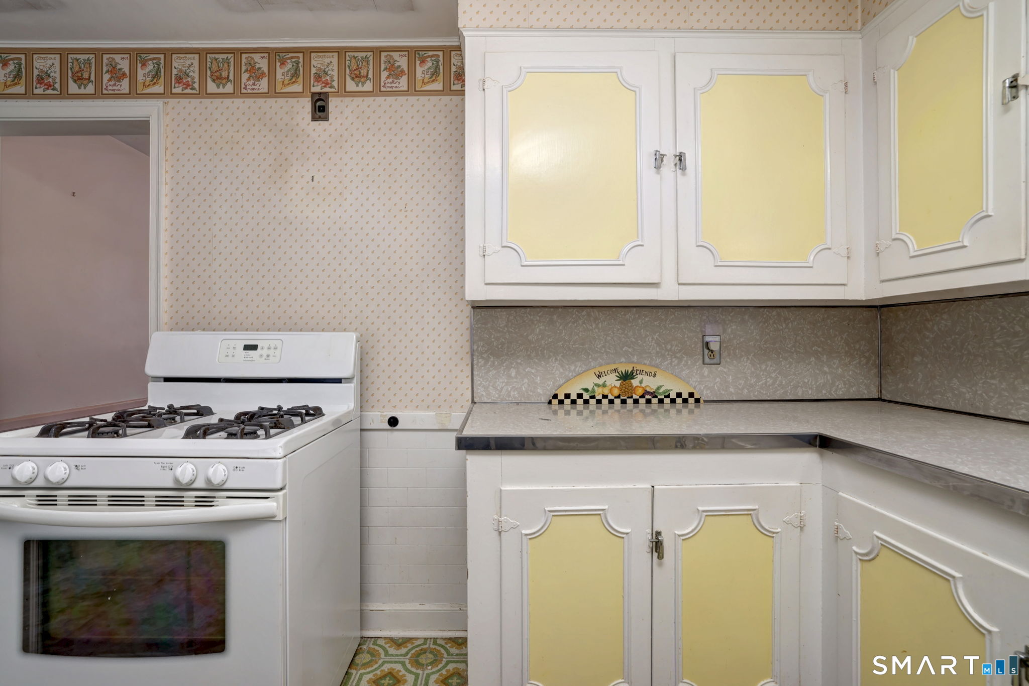 84 Hodge Avenue Ansonia CT 06401