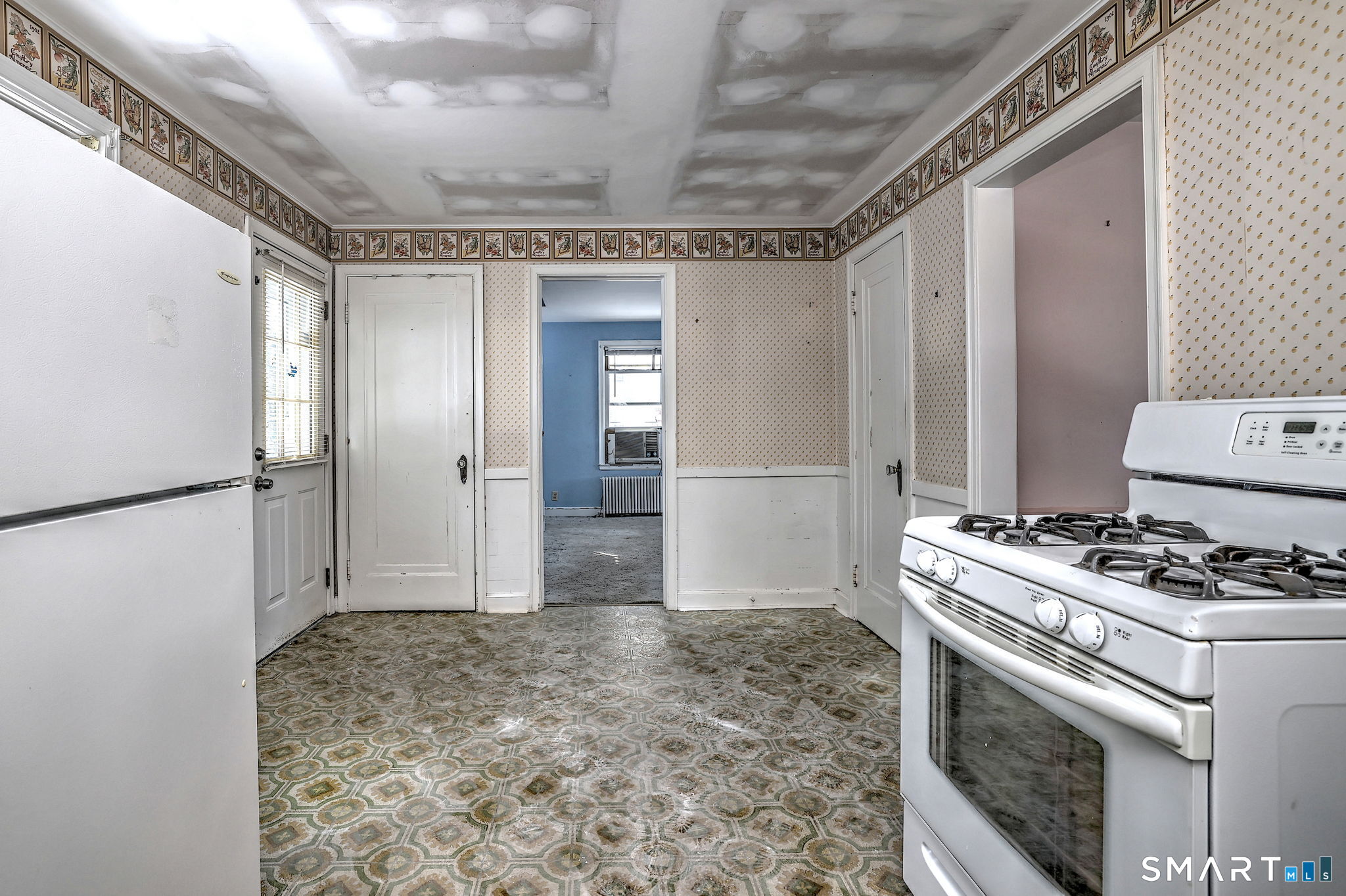 84 Hodge Avenue Ansonia CT 06401