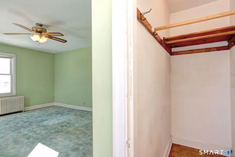 84 Hodge Avenue Ansonia CT 06401