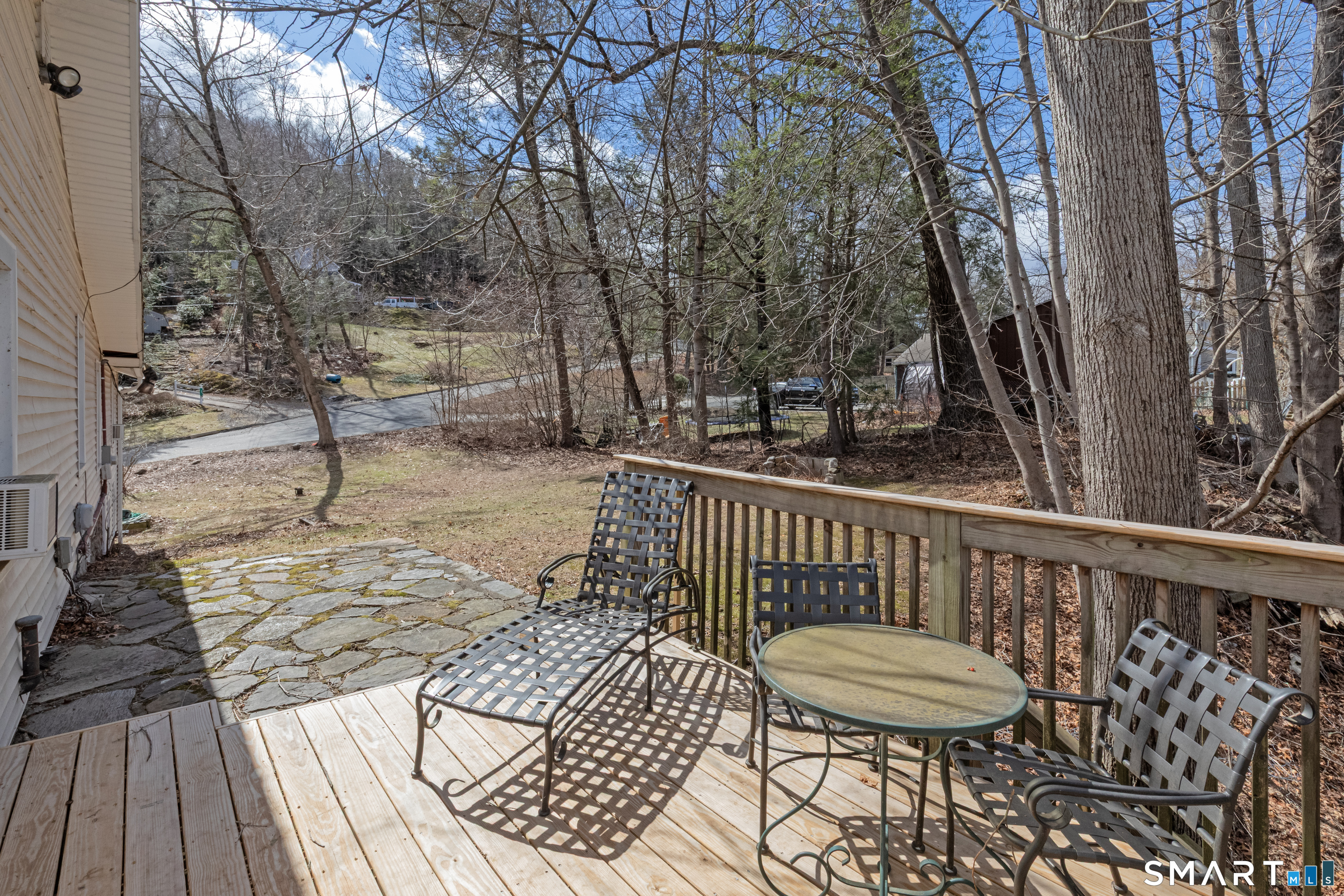 14 Laurel Trail Newtown CT 06482
