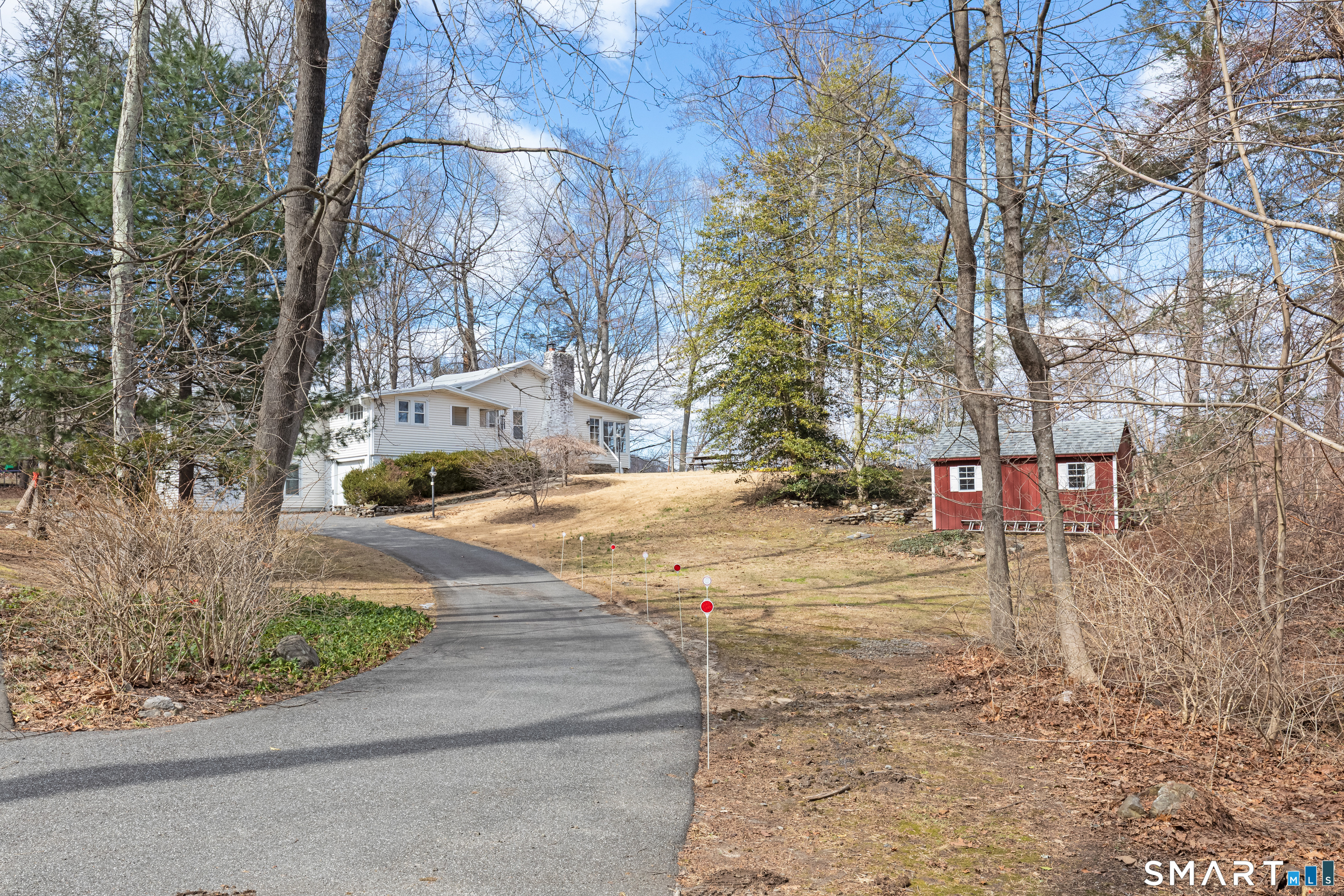 14 Laurel Trail Newtown CT 06482